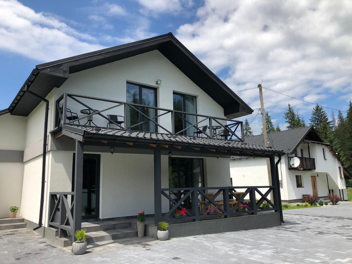 Gasthaus U Anastasii I Sofii Bilya Richki Mykulytschyn Exterior foto