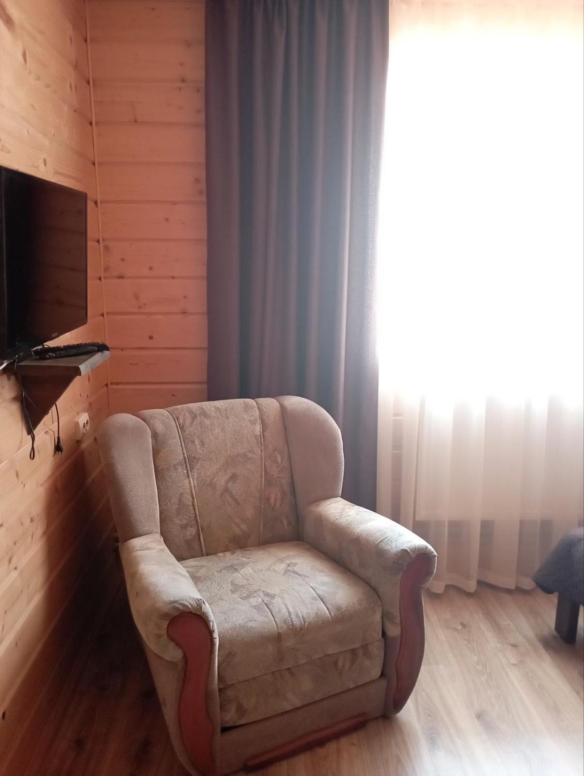 Gasthaus U Anastasii I Sofii Bilya Richki Mykulytschyn Exterior foto