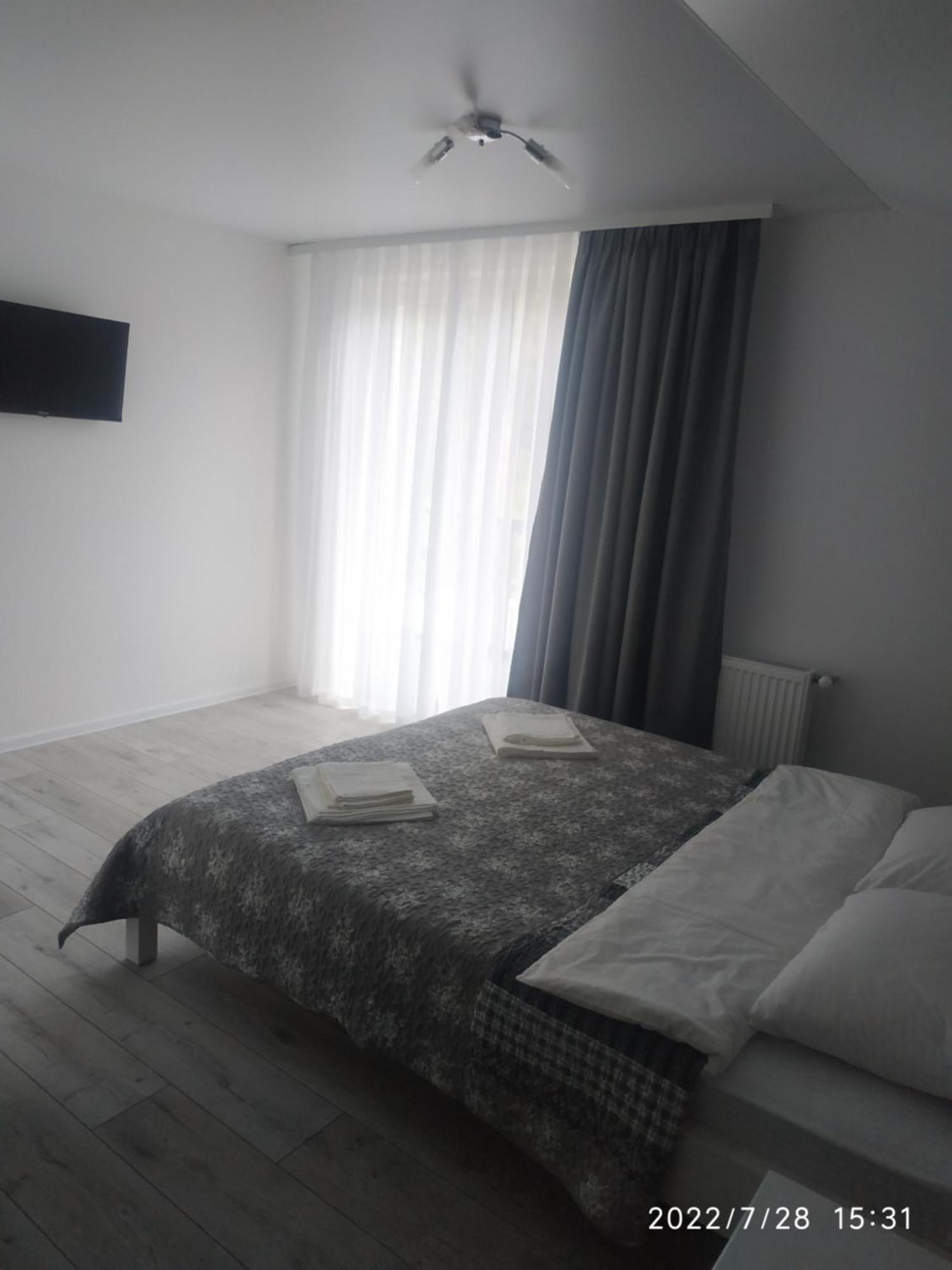 Gasthaus U Anastasii I Sofii Bilya Richki Mykulytschyn Zimmer foto